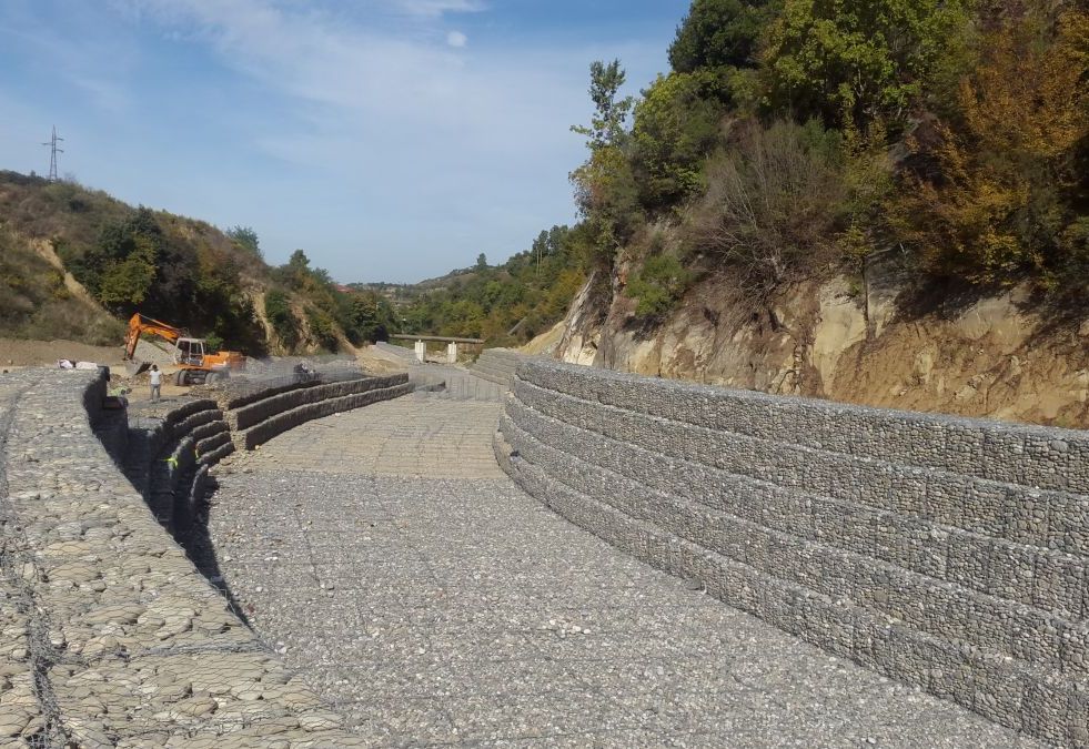 TIRANA ELBASAN HIGHWAY