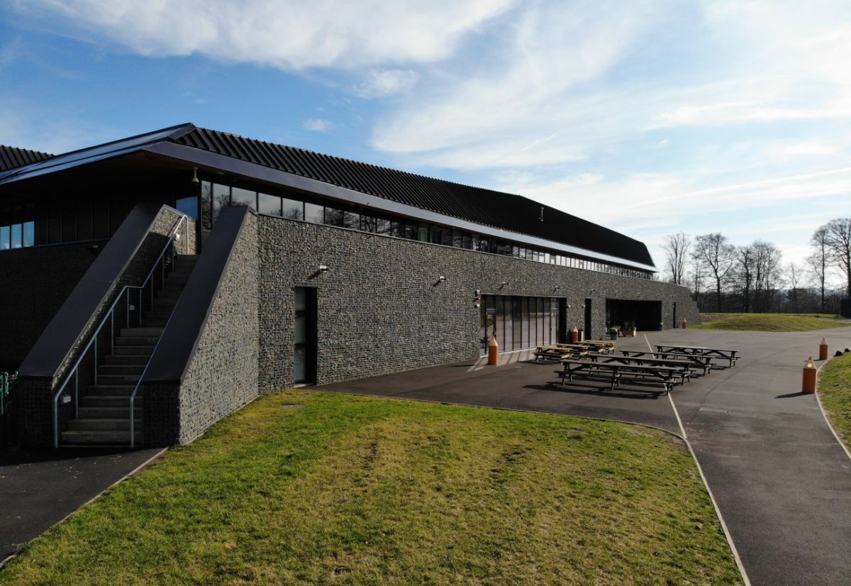 BROOMLANDS PRIMARY SCHOOL