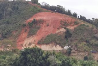 RECUPERAÇÃO DE TALUDES BAIRRO SÍTIO BRANCO