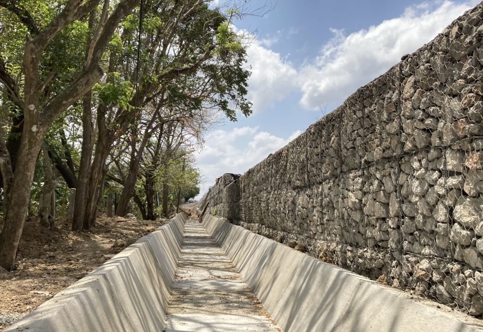 MURO DE CONTENCION CARR. ACAYUCAN – LA VENTOSA