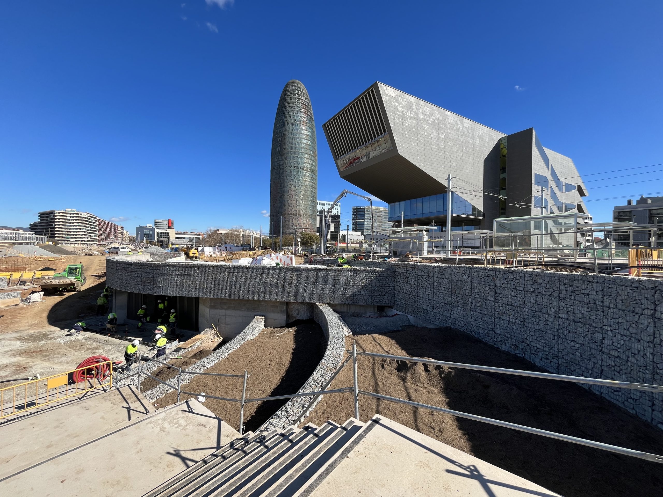 EL NUEVO PARQUE DE LA PLAZA DE LAS GLÒRIES