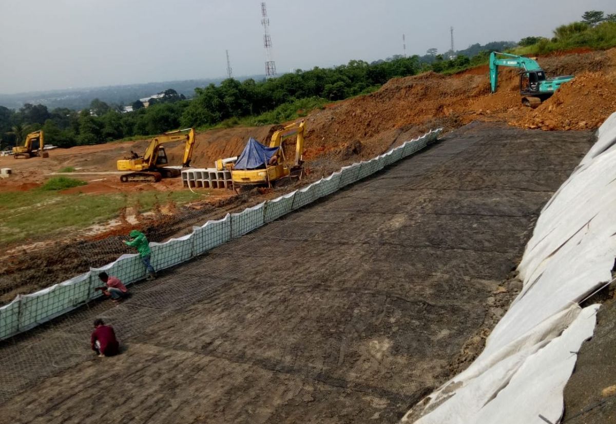 SAMPOERNA ACADEMY GREEN TERRAMESH