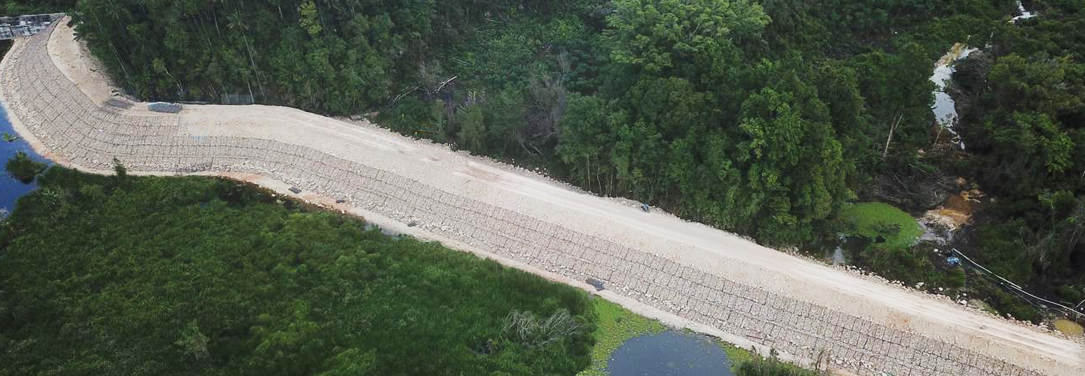 RENO™ MATTRESS PLUS FOR SPILLWAY EMBANKMENT CONSTRUCTION IN AYAMARU LAKE, SORONG, WEST PAPUA