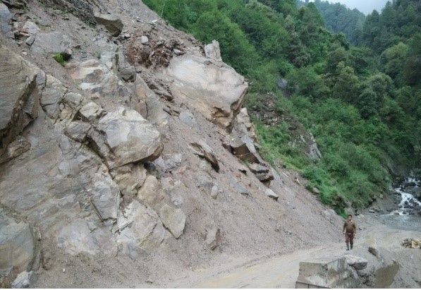 SLOPE PROTECTION/ROCKFALL MITIGATION WORKS ALONG BOMDIR LUMLA ROAD