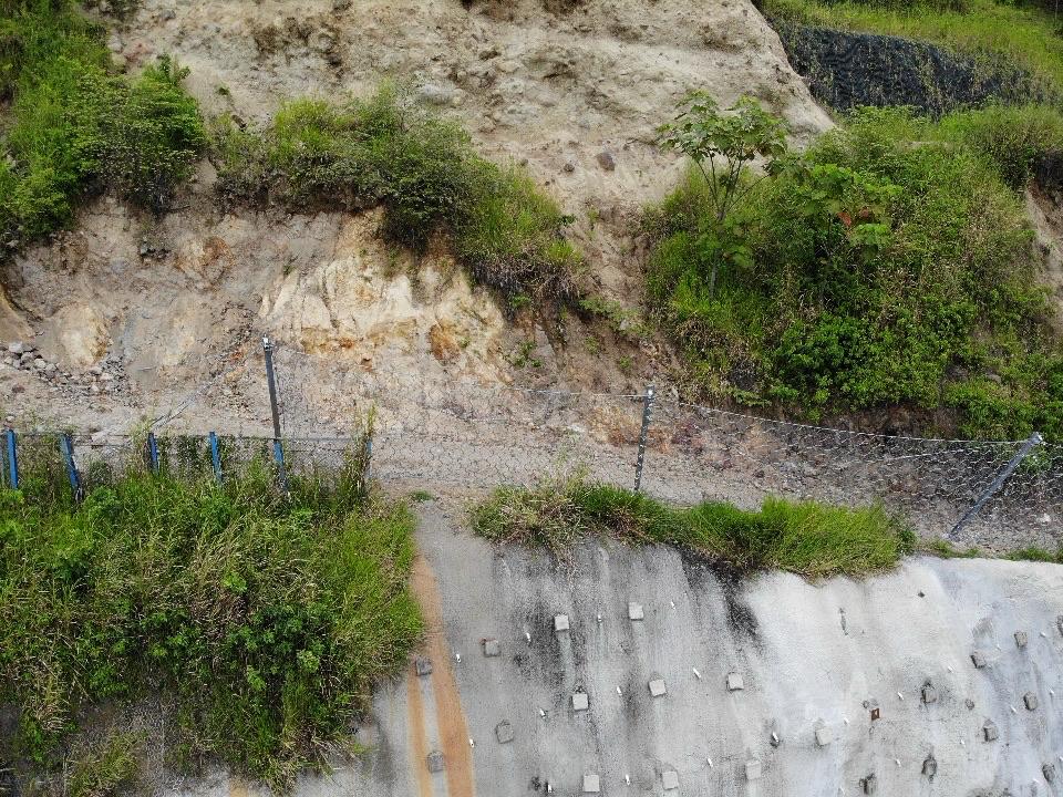 Barreras dinámicas para el control de caídos en Costa Rica