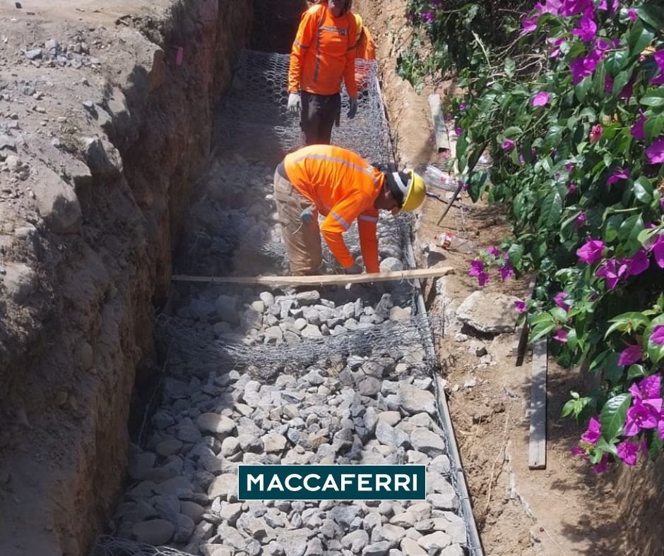 Proceso para colocar muro a gravedad con gaviones