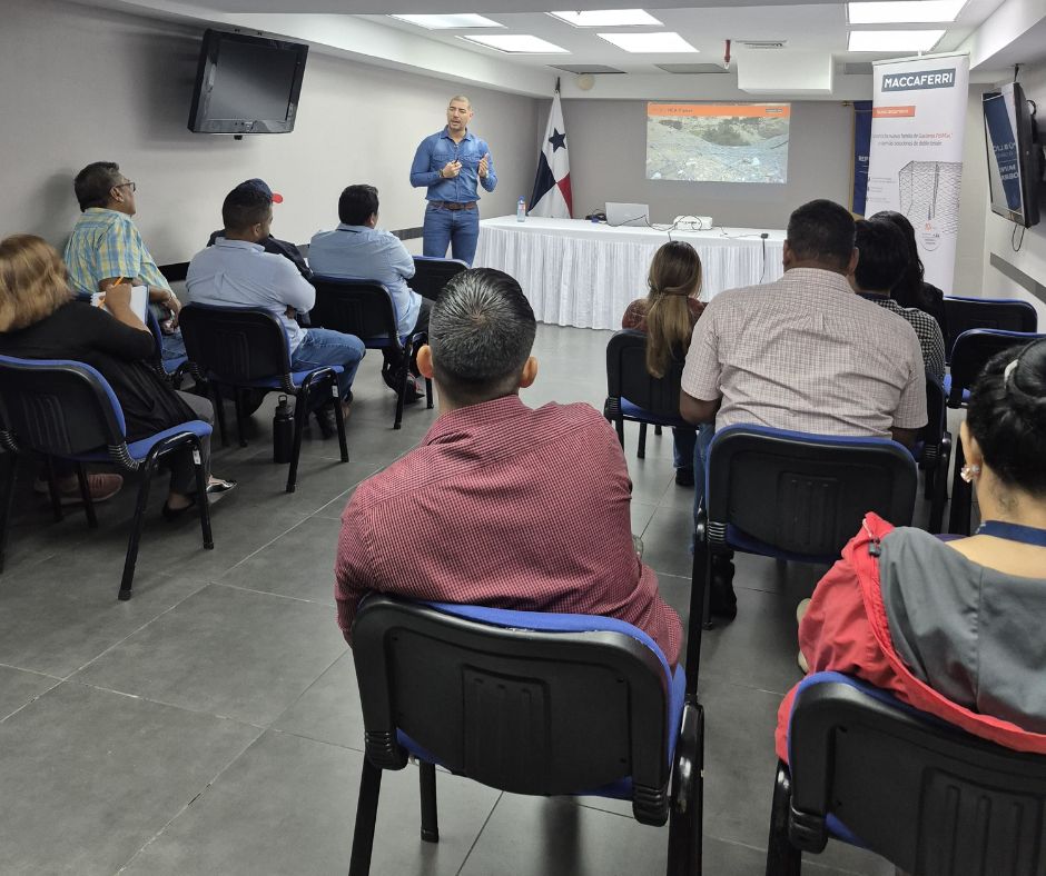 Capacitación a cargo de Maccaferri en el MOP