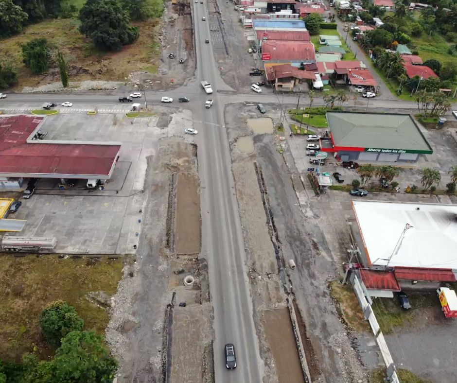 Crce vial en Ruta 32 de Costa Rica