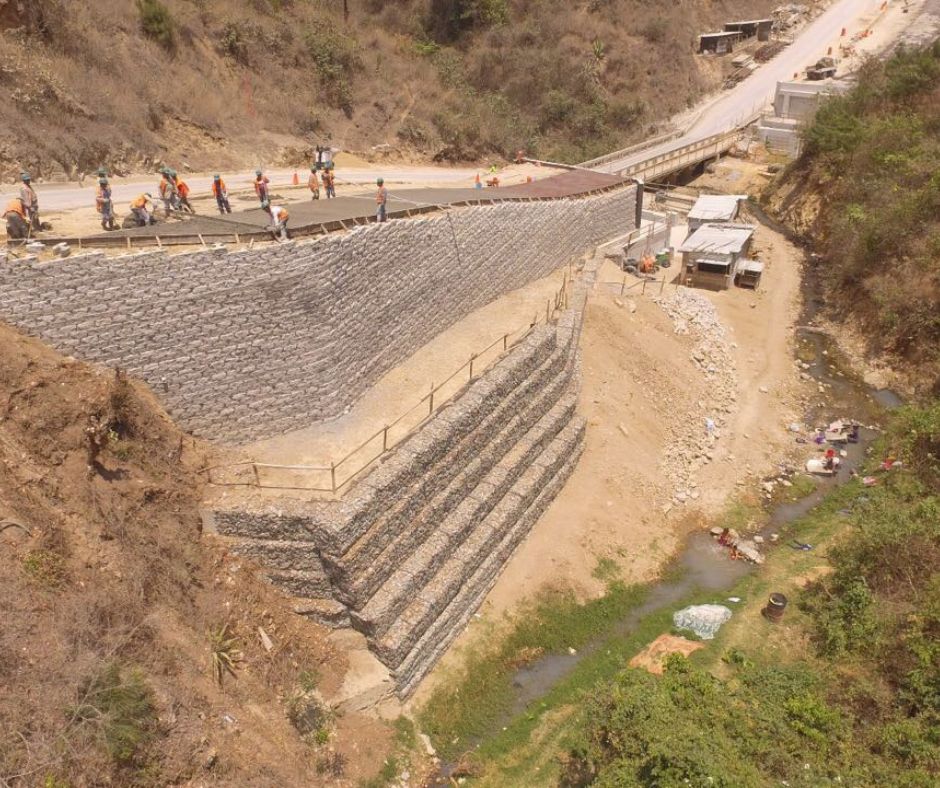 Aplicaciones de terramesh para suelo reforzado