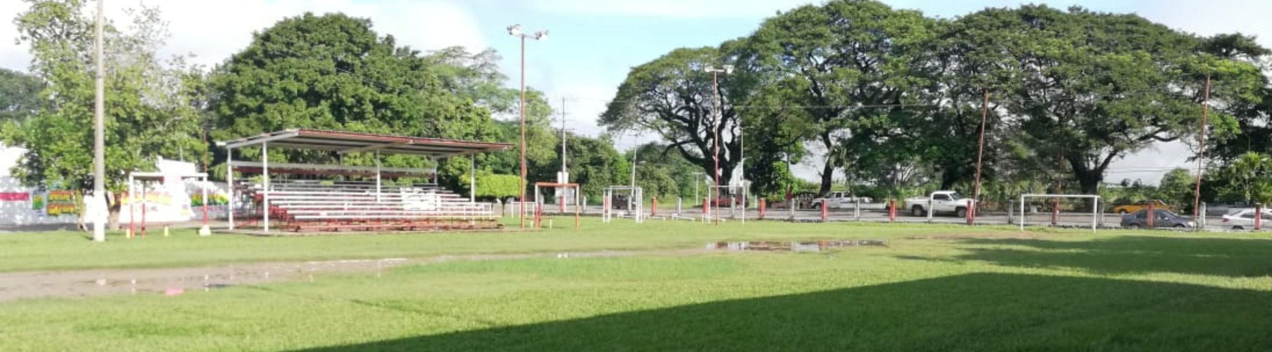 solución para rehabilitar el drenaje de canchas de fútbol