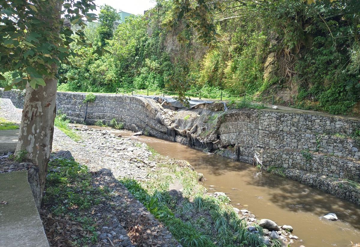 RECONSTRUCCION EN PASEO EN RIO ORIZABA, VER