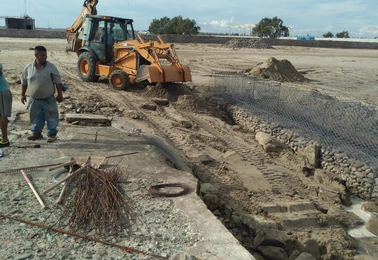 CONSTRUCCIÓN DE MUELLE EN CANCUN CONSTRUCCIÓN DE MUELLE EN CANCUN