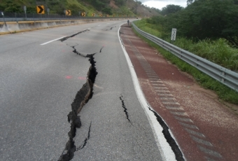 BARRERAS FLEXIBLES PARA LA AUTOPISTA DEL SOL