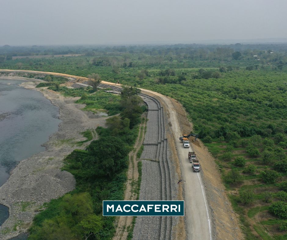 Protección de márgenes de río con gaviones tipo colchón