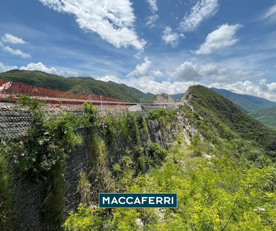 Uso de TerraMesh Verde en Autopista Mitla de Oaxaca