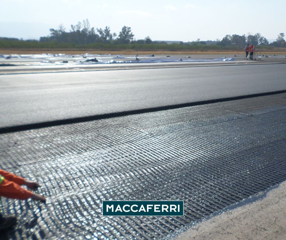 Geomalla para refuerzo de suelo en pavimento de aeropuertos