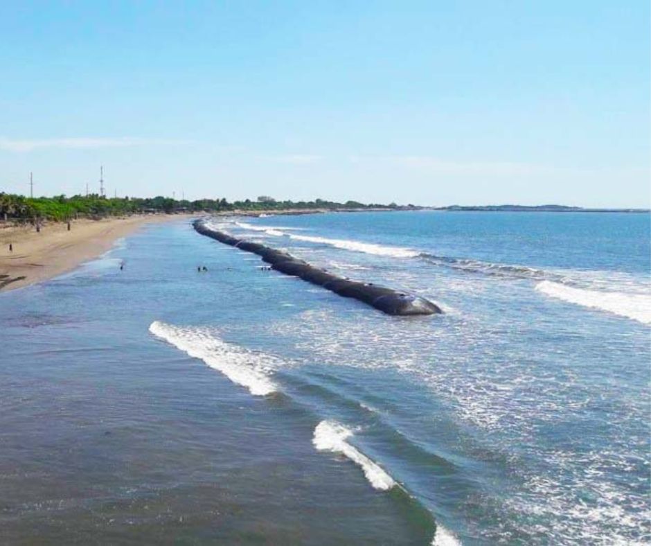 Geotubos para evitar socavación en playas