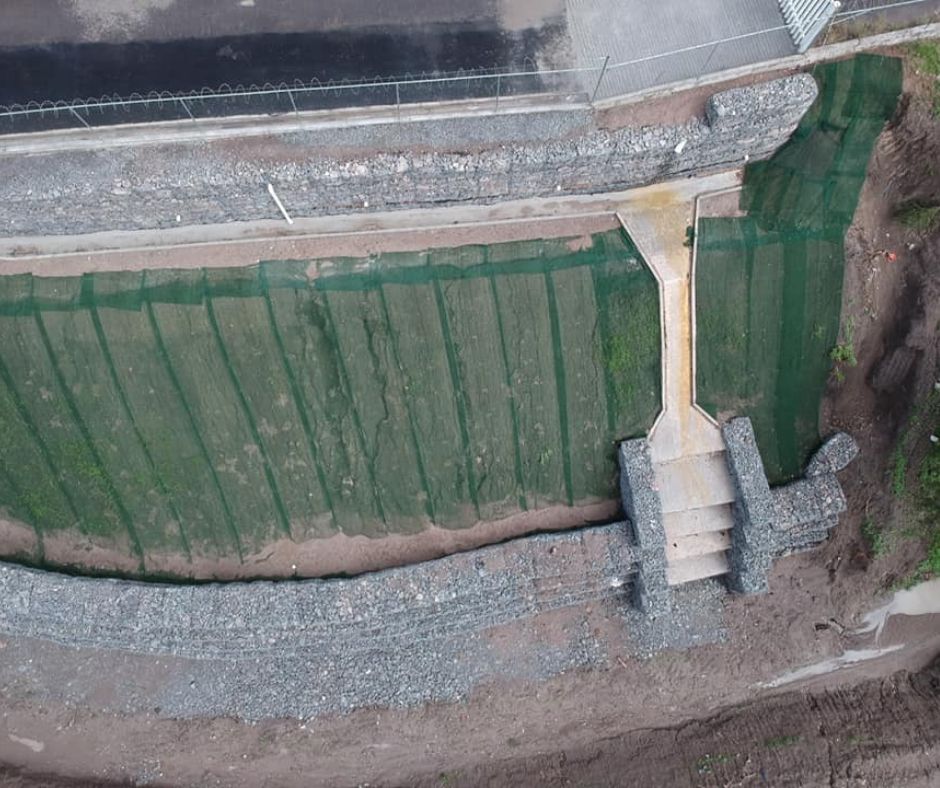 Uso de gaviones y TerraMesh en Parque Industrial Querétaro