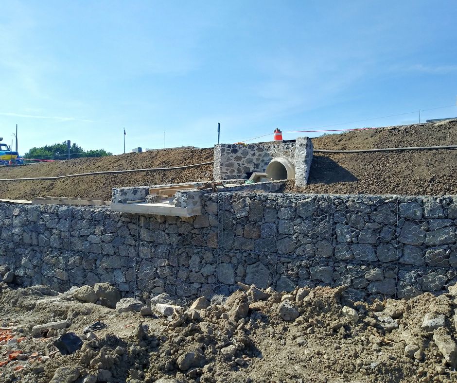 Muro de contención con gaviones_constructoras en México