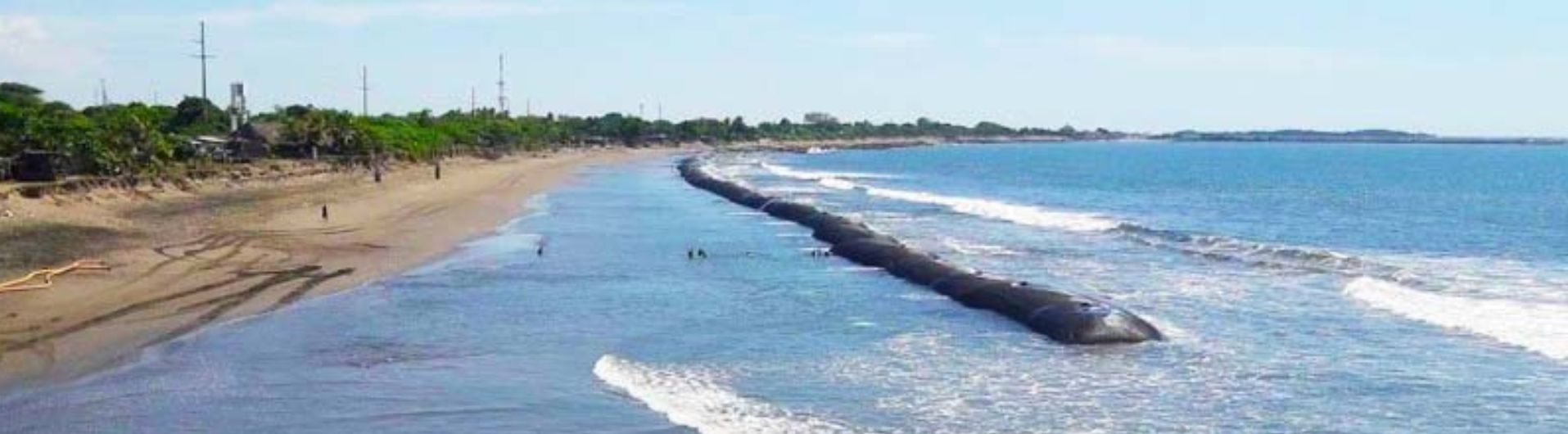 Evita socavación de material por oleaje: geotubos para barrera de protección costera  