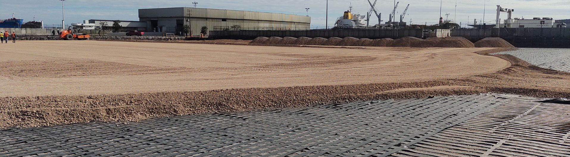 Geosintéticos para cimentaciones y mejoramiento de suelos en la infraestructura portuaria: no te pierdas este web talk internacional 