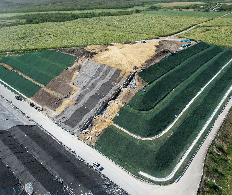 Geomembranas y geotextiles en rellenos sanitarios