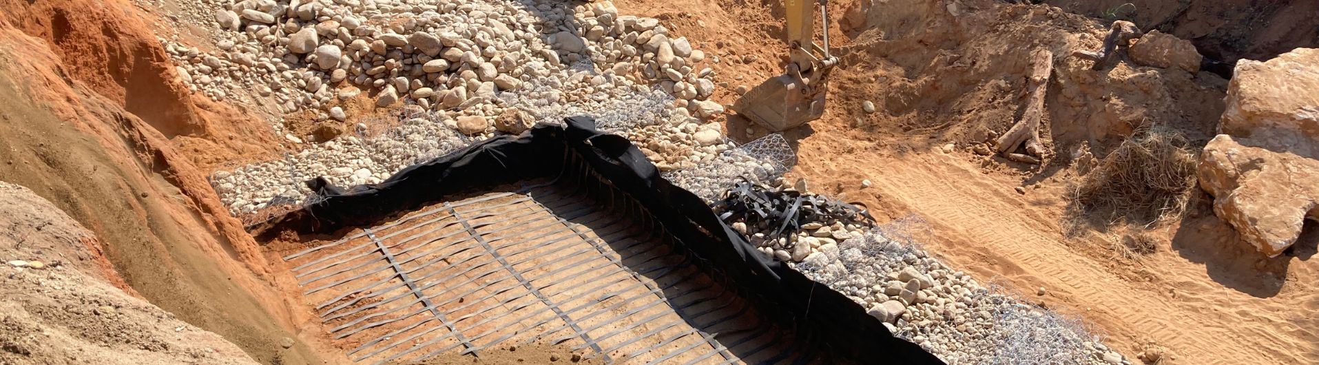 ¿Qué empresa es líder global en soluciones de ingeniería geotécnica? 