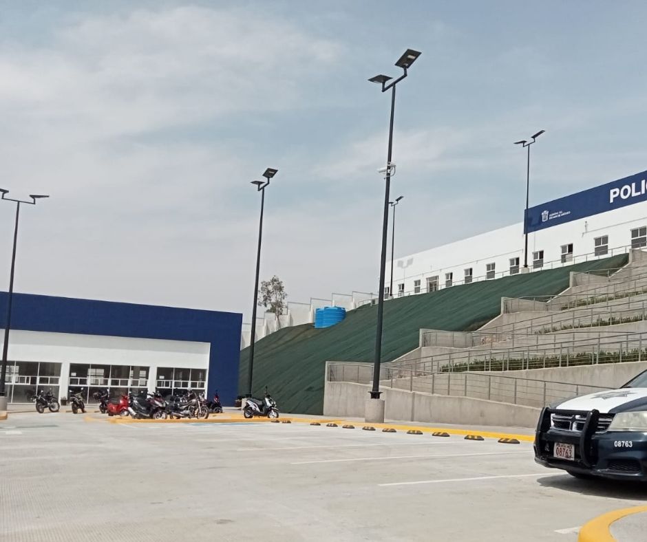 Uso de geomanta en talud del Estado de México