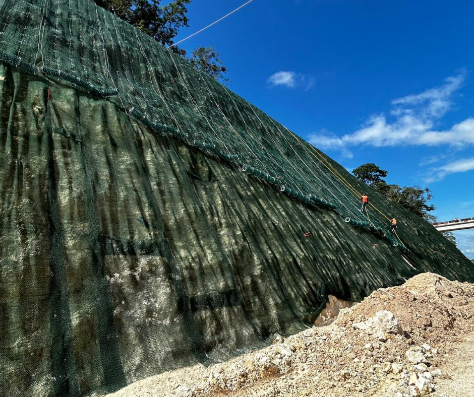 Geomantas antierosivas para la estabilización de taludes