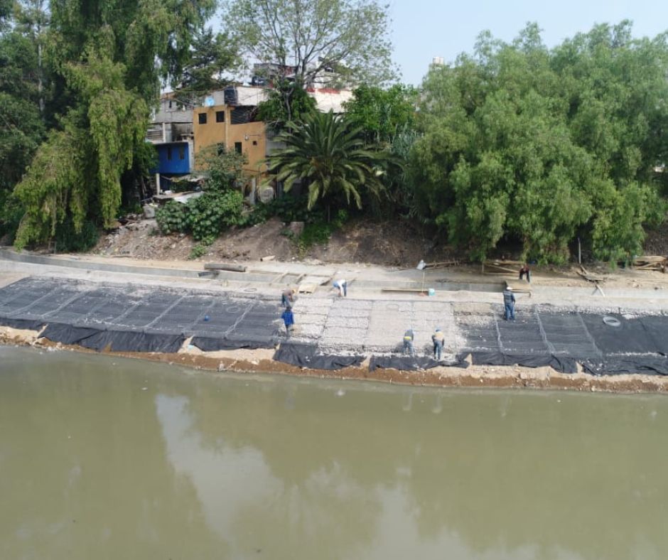 Protección marginal con colchón de gaviones