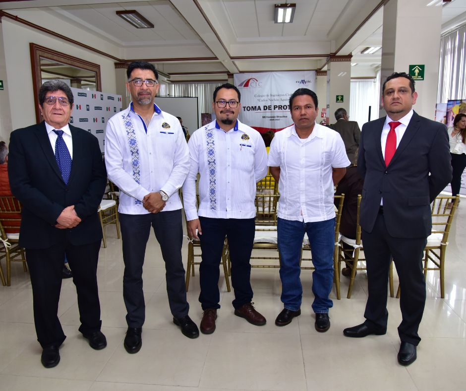 Asistentes a la toma de protesta en CIC de Xalapa Veracruz