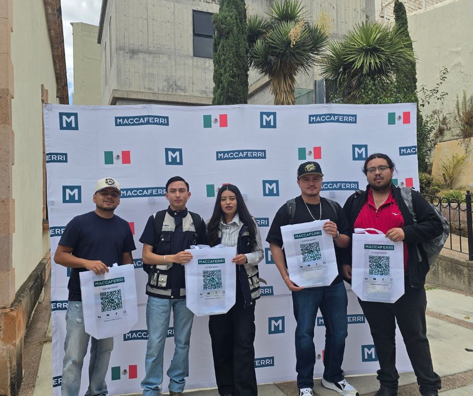 Asistentes al simposio sobre minería en Zacatecas