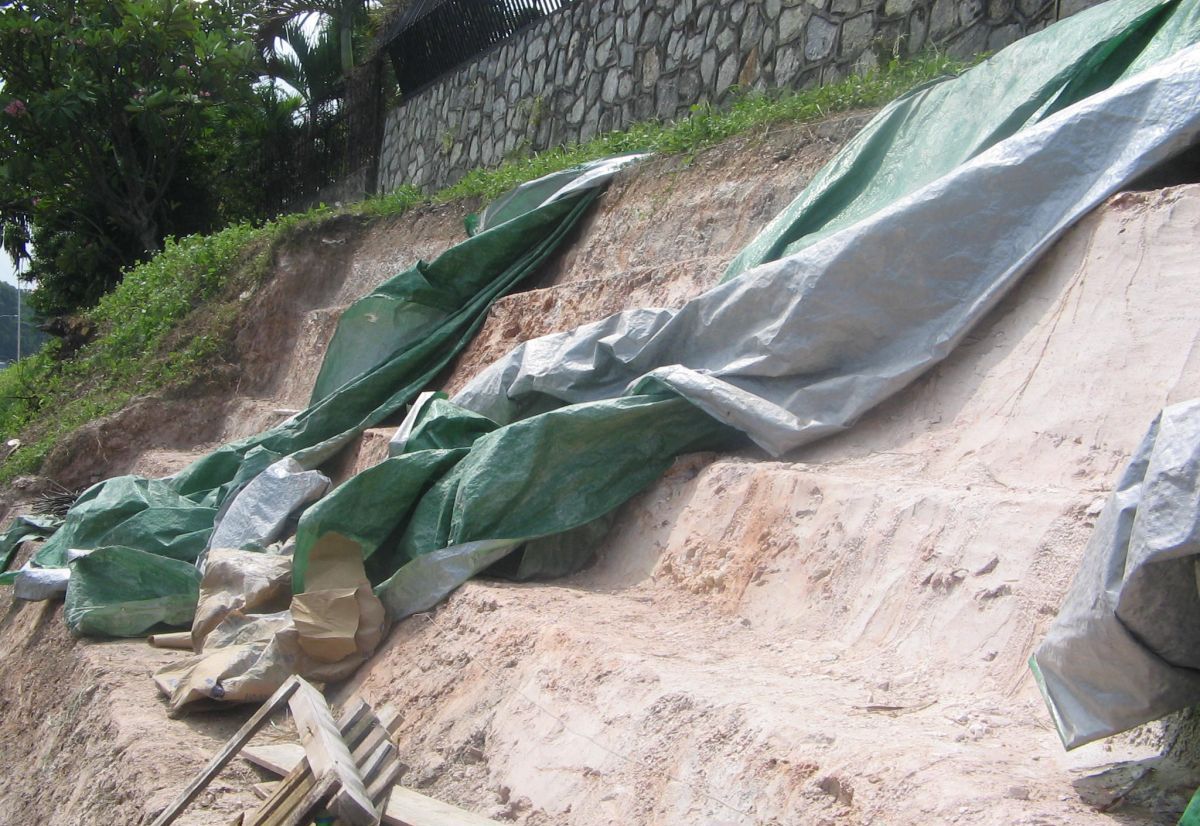 SLOPE PROTECTION WORKS AT NORTH SOUTH HIGHWAY , SEREMBAN