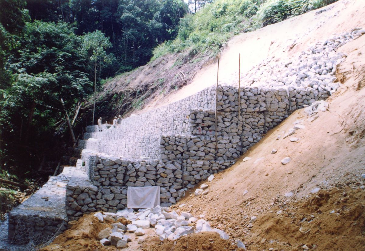 SLOPE STABILIZATION & PROTECTION AT JELEBU, SEREMBAN, N.SEMBILAN
