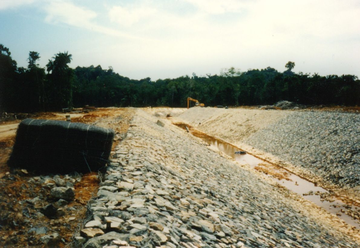 RIVERBANK PROTECTION AT SUNGAI PAKA, TERENGGANU