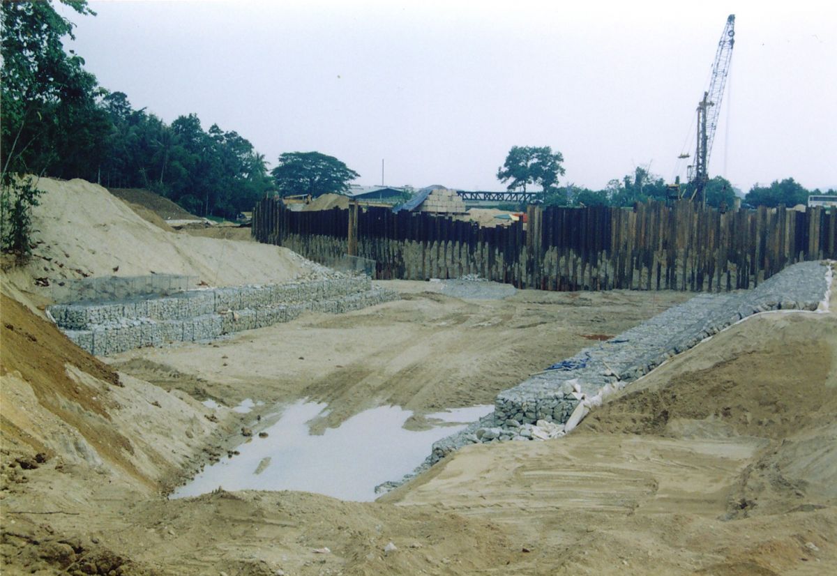 RIVER CHANEL LINING HYDRAULICS AT KUALA KUBU BHARU, SELANGOR