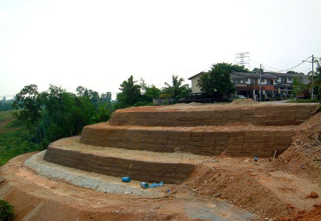 SLOPE REINSTATEMENT WORKS AT TAMAN RASAH JAYA, SEREMBAN