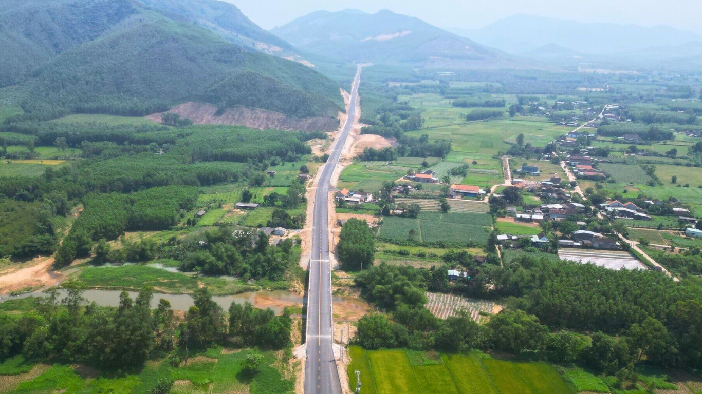 Strengthening Connectivity: Slope Stabilization at Becamex VSIP Industrial Park, Binh Dinh, Vietnam