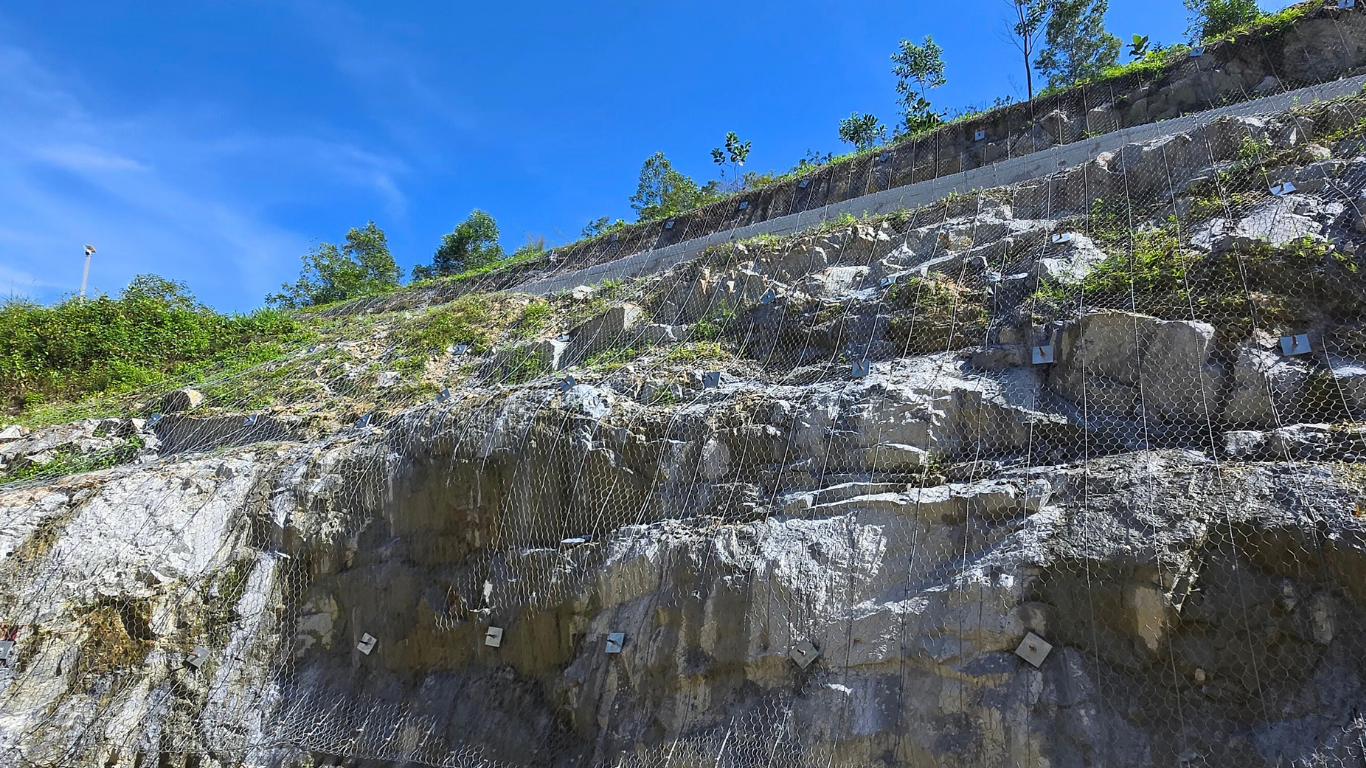 Securing Steep Terrain at Langat 2 Water Treatment Plant