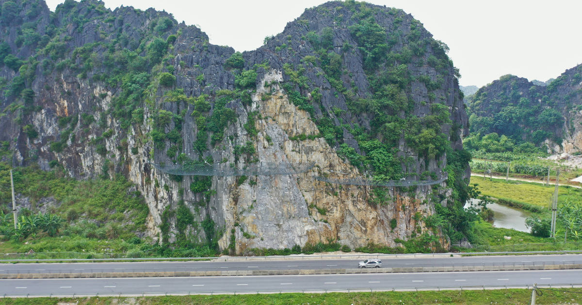 Rockfall Risk Secured: Safer Highways Through Proven Protection