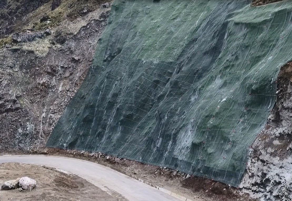 CORREDOR VIAL INTEROCEÁNICO SUR PERÚ-BRASIL