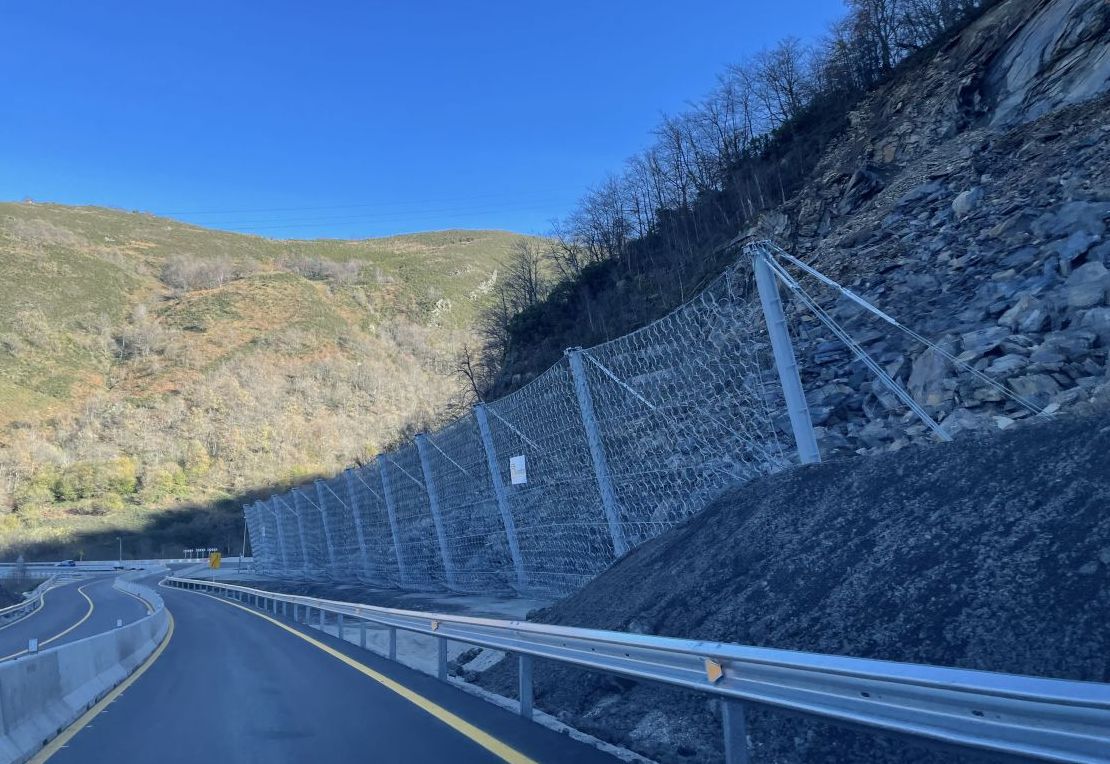GESTIÓN DE EMERGENCIA EN LA AP-66: PROTECCIÓN CON BARRERA RB9000