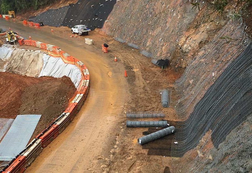 SLOPE STABILIZATION SOLUTION ALONG CORAMBA ROAD