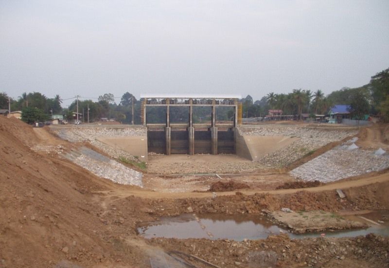 RENOVATE OF WATER CANAL DR 2.8 AND DR 15.8