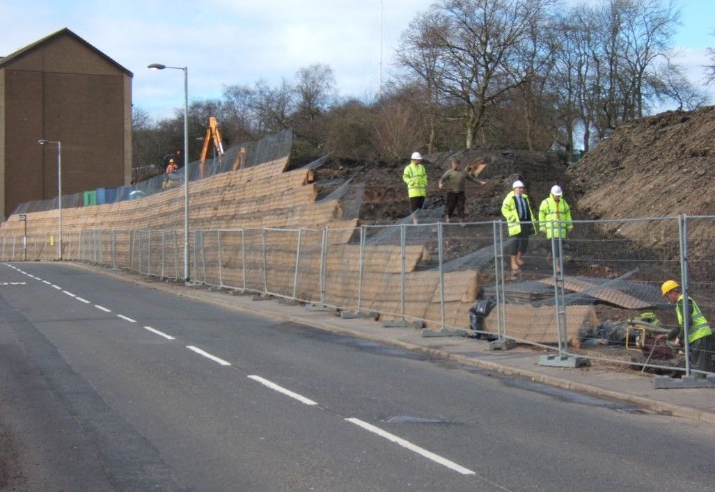 Reinforced Slope Supporting Development